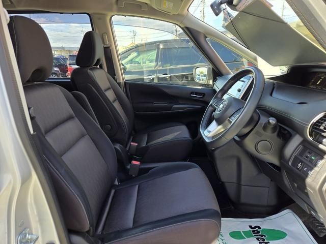 NISSAN SERENA  S-HYBRID 4WD 2017