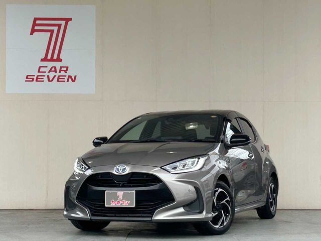 TOYOTA YARIS HYBRID 2024