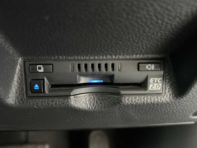 TOYOTA YARIS HYBRID 2024