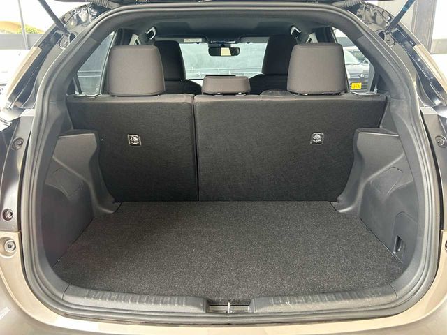 TOYOTA YARIS HYBRID 2024