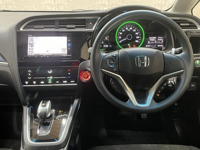 HONDA SHUTTLE HYBRID 2019