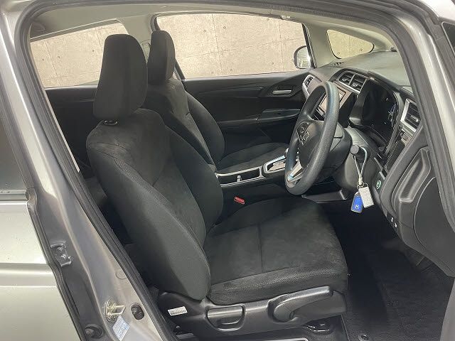 HONDA SHUTTLE HYBRID 2019