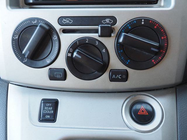 NISSAN NV200 VANETTE van 2017