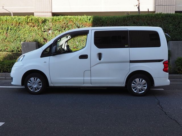 NISSAN NV200 VANETTE van 2017