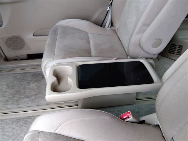 TOYOTA VELLFIRE  HYBRID 4WD 2014