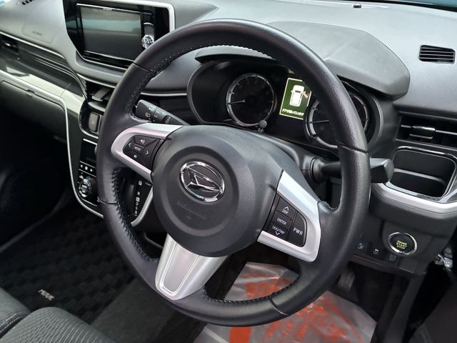 DAIHATSU MOVE CUSTOM 2016