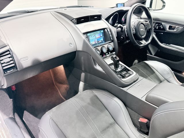 JAGUAR JAGUAR  F type Coupe 2017