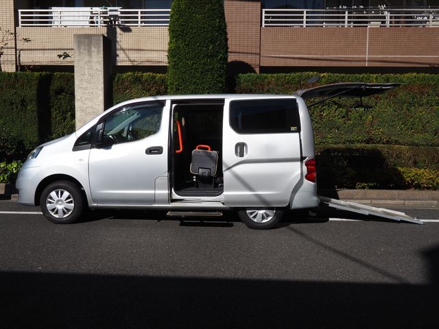 NISSAN NV200 VANETTE van 2019