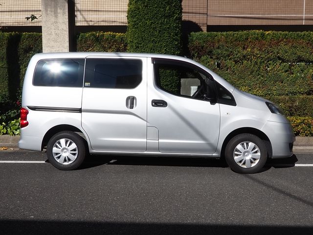 NISSAN NV200 VANETTE van 2019