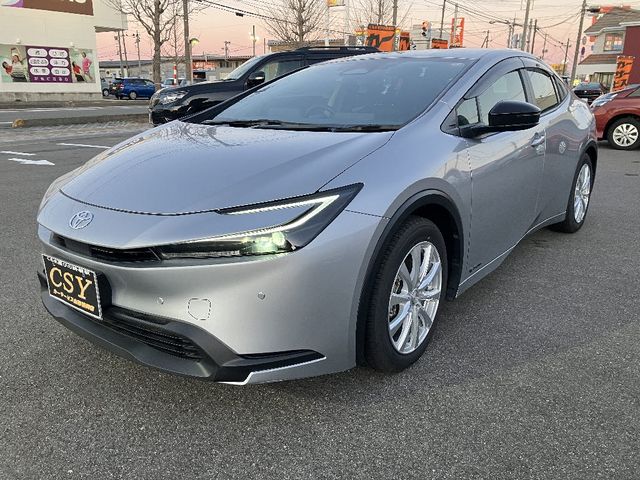 TOYOTA PRIUS 4WD 2025 