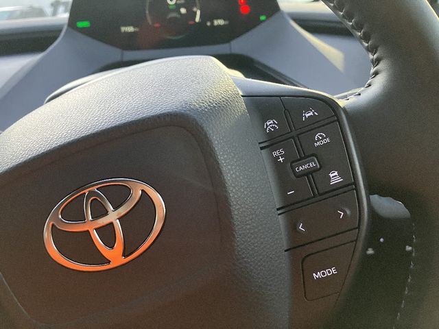 TOYOTA PRIUS 4WD 2025