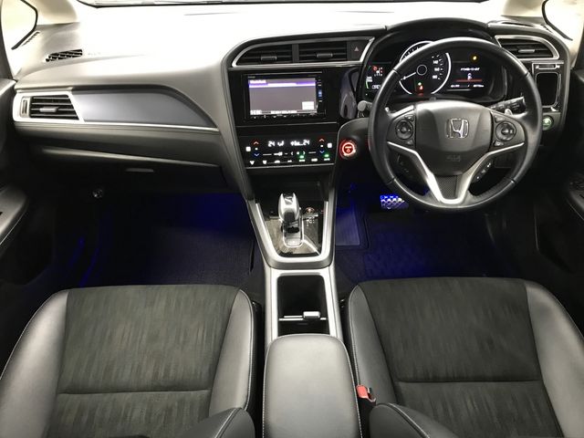 HONDA SHUTTLE HYBRID 2019