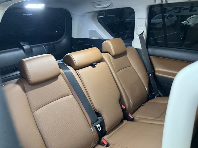 TOYOTA LANDCRUISER PRADO 2021