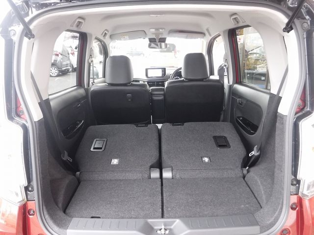 DAIHATSU MOVE CUSTOM 4WD 2018