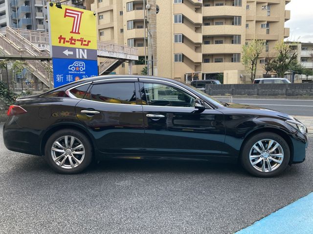 NISSAN FUGA 4WD 2021