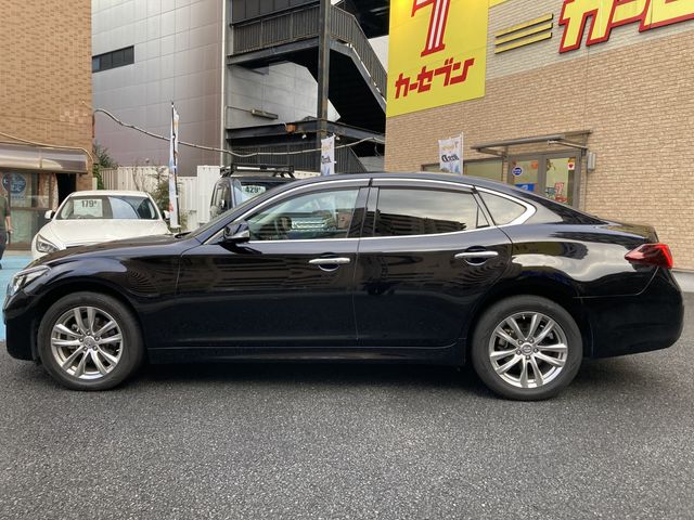 NISSAN FUGA 4WD 2021