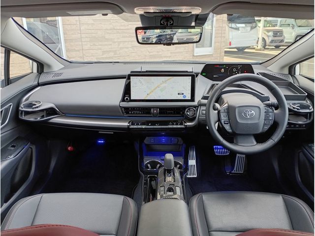 TOYOTA PRIUS 4WD 2024