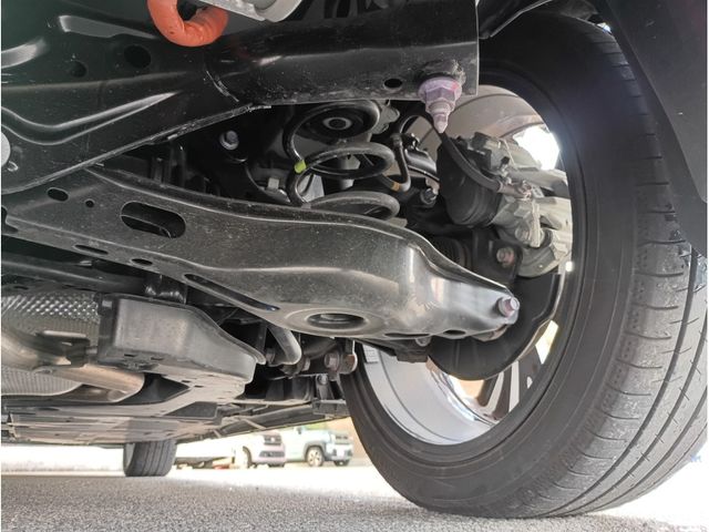 TOYOTA PRIUS 4WD 2024