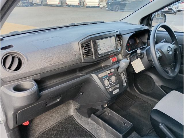 DAIHATSU MIRA e:S 2020