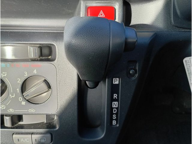 DAIHATSU MIRA e:S 2020