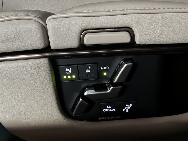 TOYOTA ALPHARD hybrid 4WD 2024