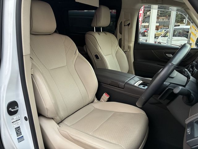 TOYOTA ALPHARD hybrid 4WD 2024