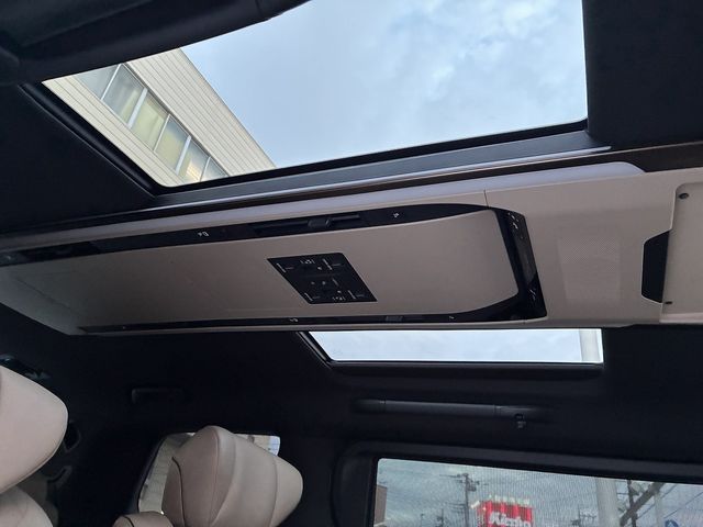 TOYOTA ALPHARD hybrid 4WD 2024