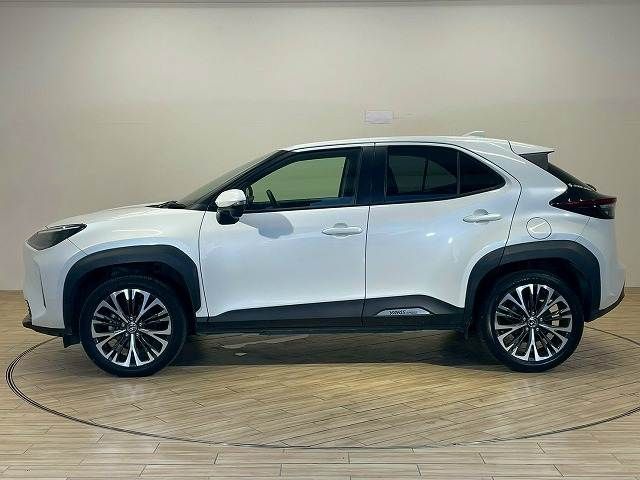 TOYOTA YARIS CROSS 2024