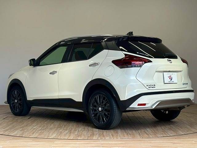 NISSAN KICKS 2022