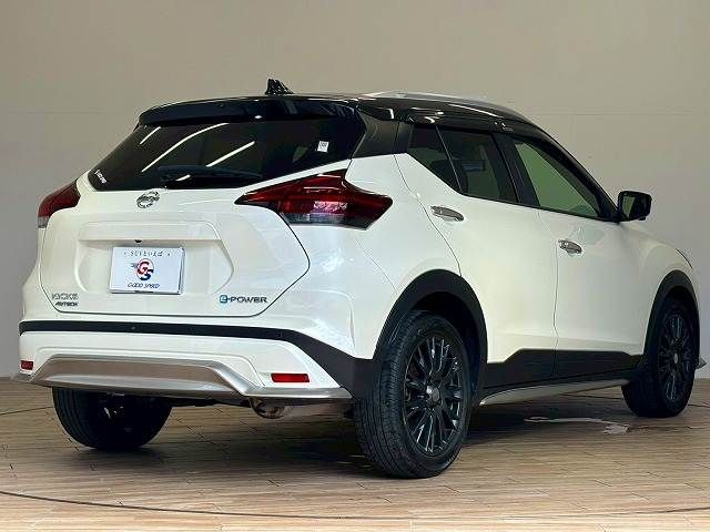 NISSAN KICKS 2022