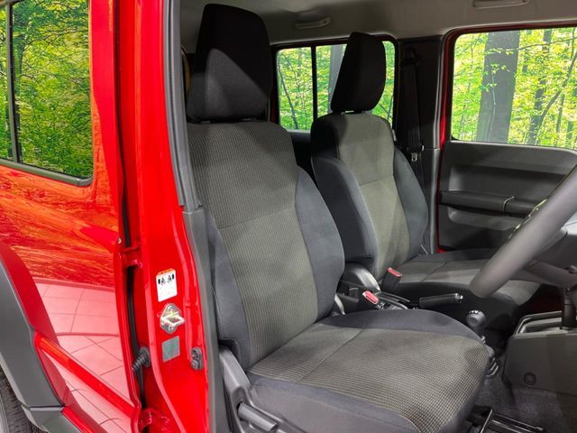 SUZUKI JIMNY NOMADE 2025