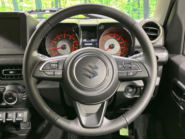 SUZUKI JIMNY NOMADE 2025