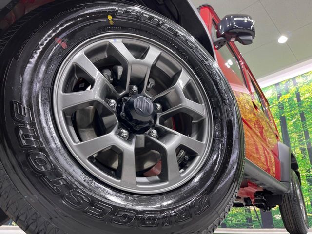 SUZUKI JIMNY NOMADE 2025