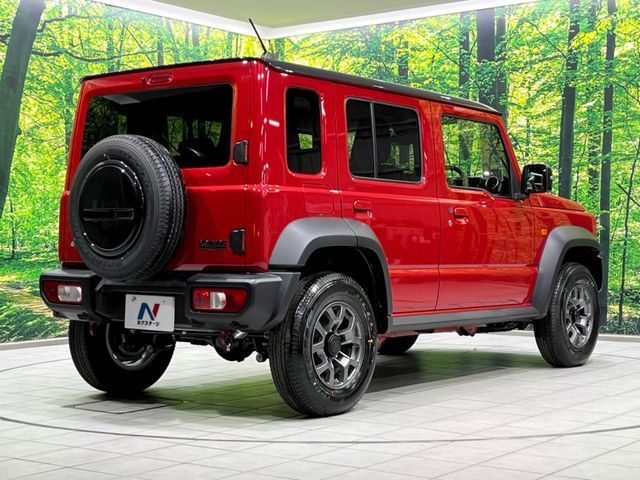 SUZUKI JIMNY NOMADE 2025