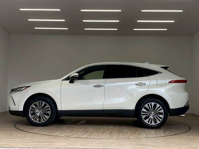 TOYOTA HARRIER 2WD 2020