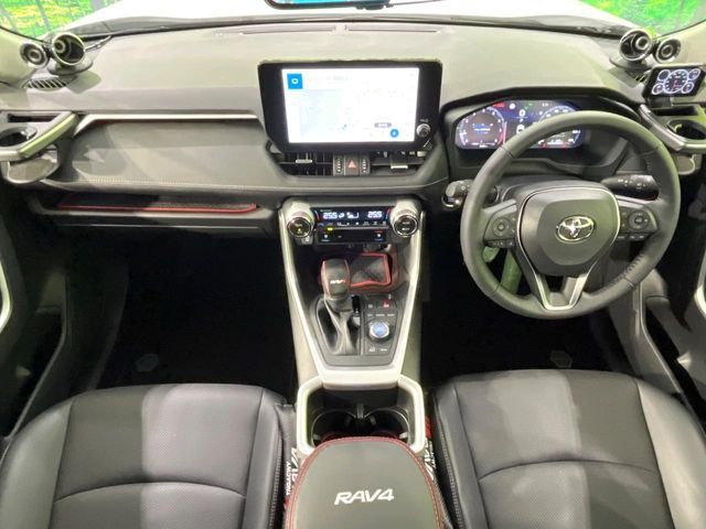 TOYOTA RAV4 4WD 2024