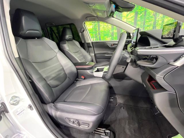 TOYOTA RAV4 4WD 2024