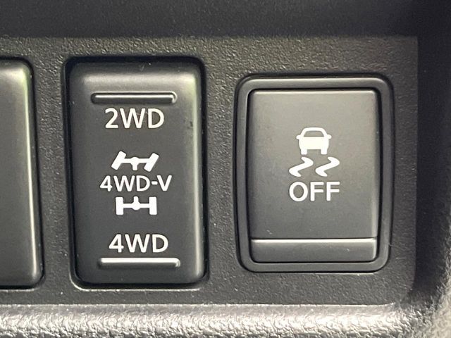 NISSAN JUKE 4WD 2011