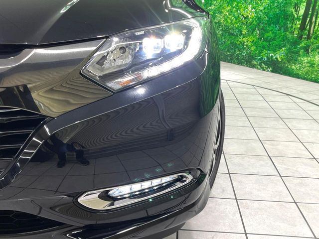 HONDA VEZEL HYBRID 2017