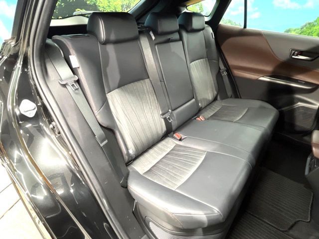 TOYOTA HARRIER HYBRID 2021