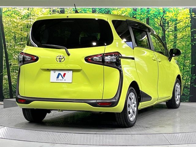 TOYOTA SIENTA 2017