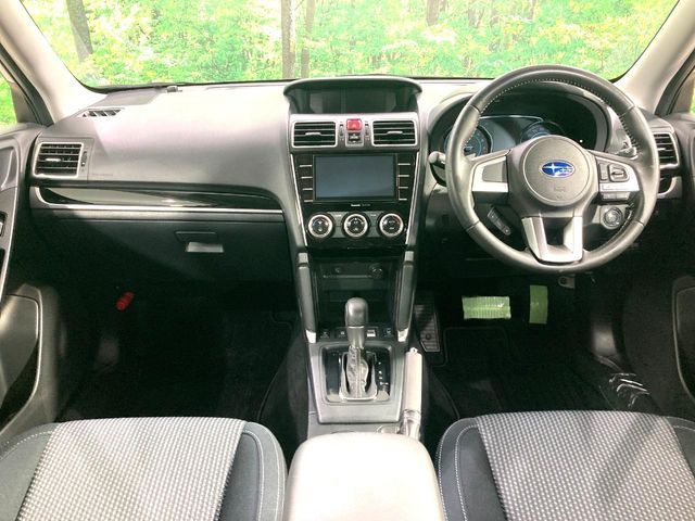 SUBARU FORESTER 2016