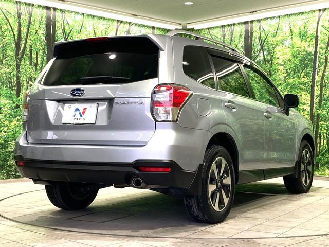 SUBARU FORESTER 2016