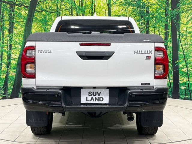 TOYOTA HILUX 4WD 2022