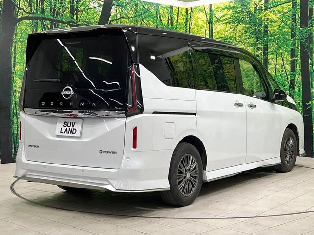 NISSAN SERENA  WG 2024