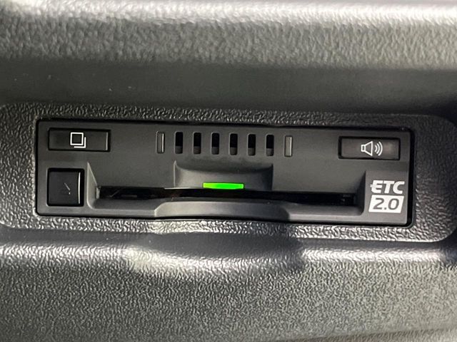 TOYOTA HIACE van 4WD 2025