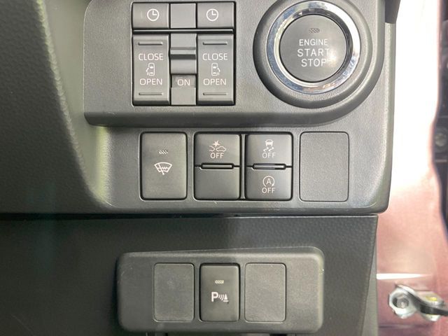 TOYOTA ROOMY 4WD 2024