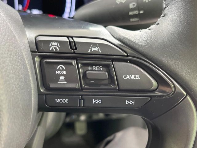 TOYOTA YARIS CROSS 2025