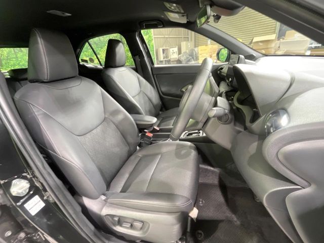 TOYOTA YARIS CROSS 2025