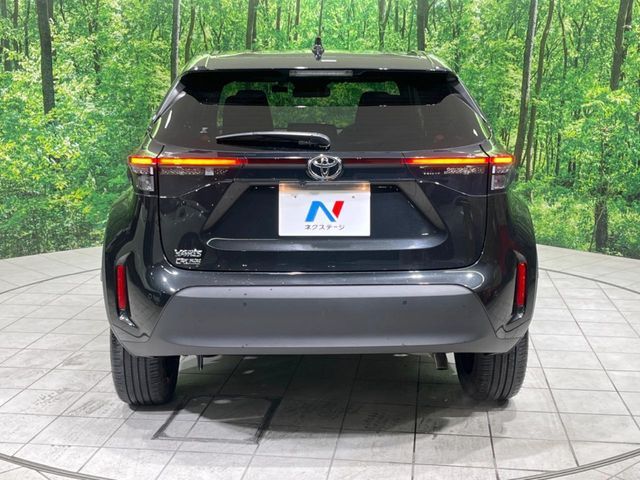 TOYOTA YARIS CROSS 2025